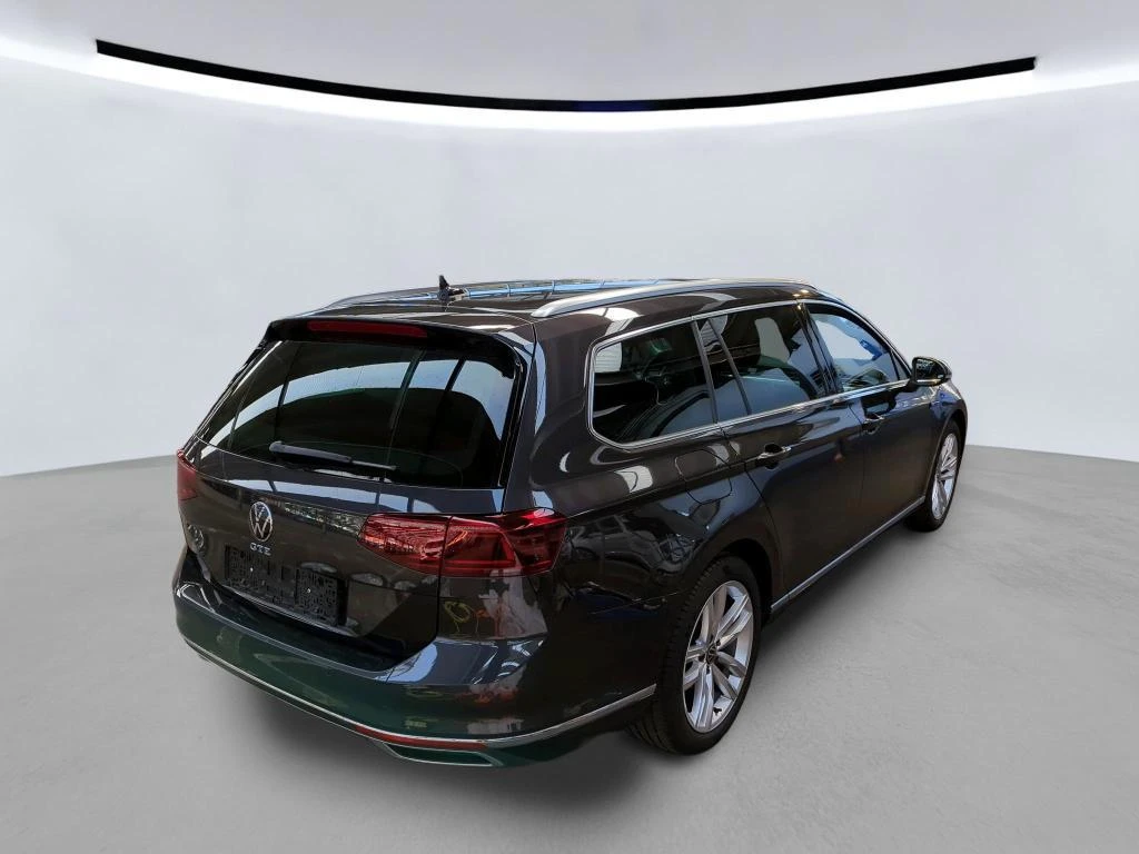 Volkswagen Passat – foto 2