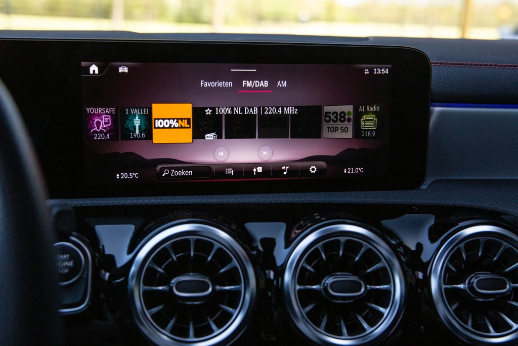Mercedes-Benz CLA – foto 16