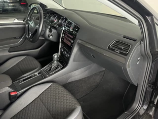 Volkswagen Golf – thumbnail 31