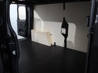 Renault Trafic – thumbnail 33
