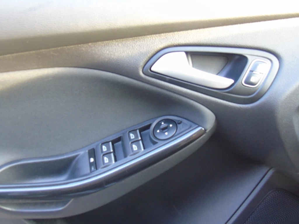 Ford Focus – foto 23