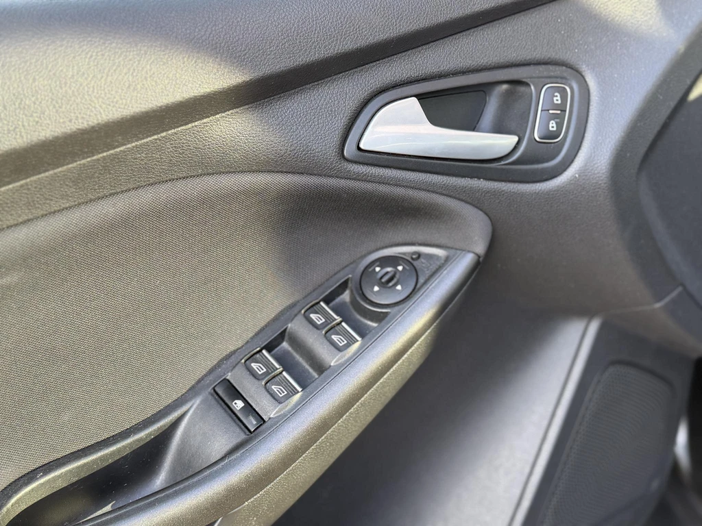 Ford Focus – foto 17