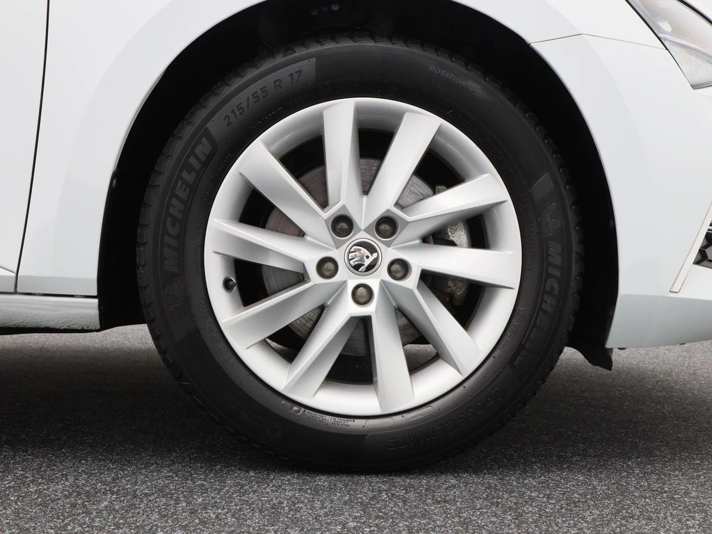 Škoda Superb – foto 13