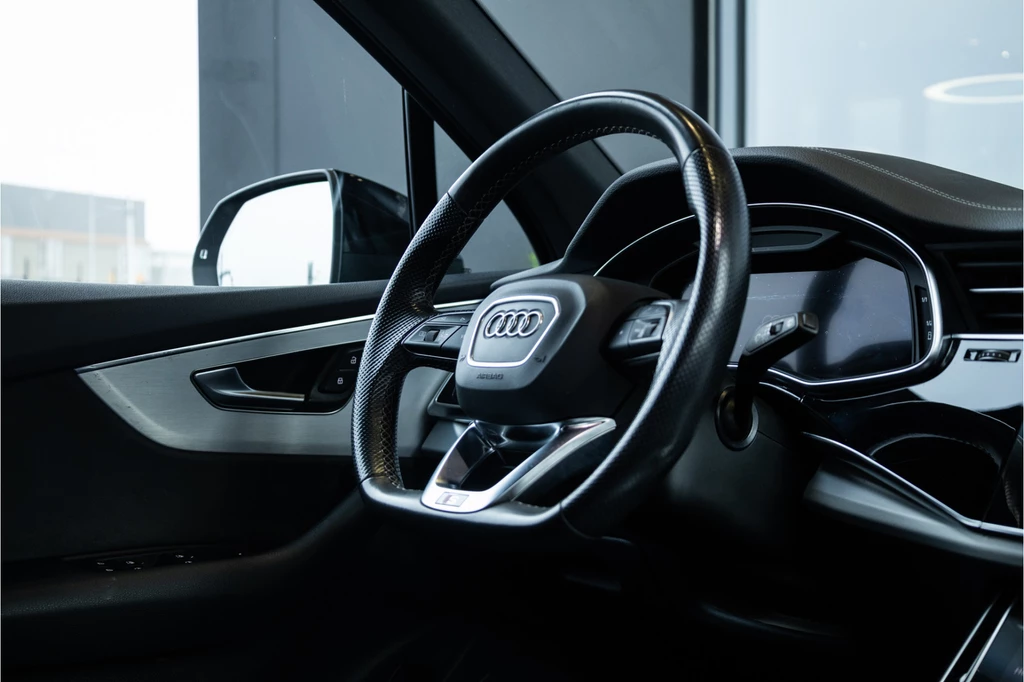 Audi Q7 – foto 14