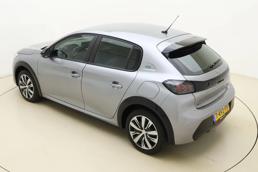 Peugeot e-208 – foto 3