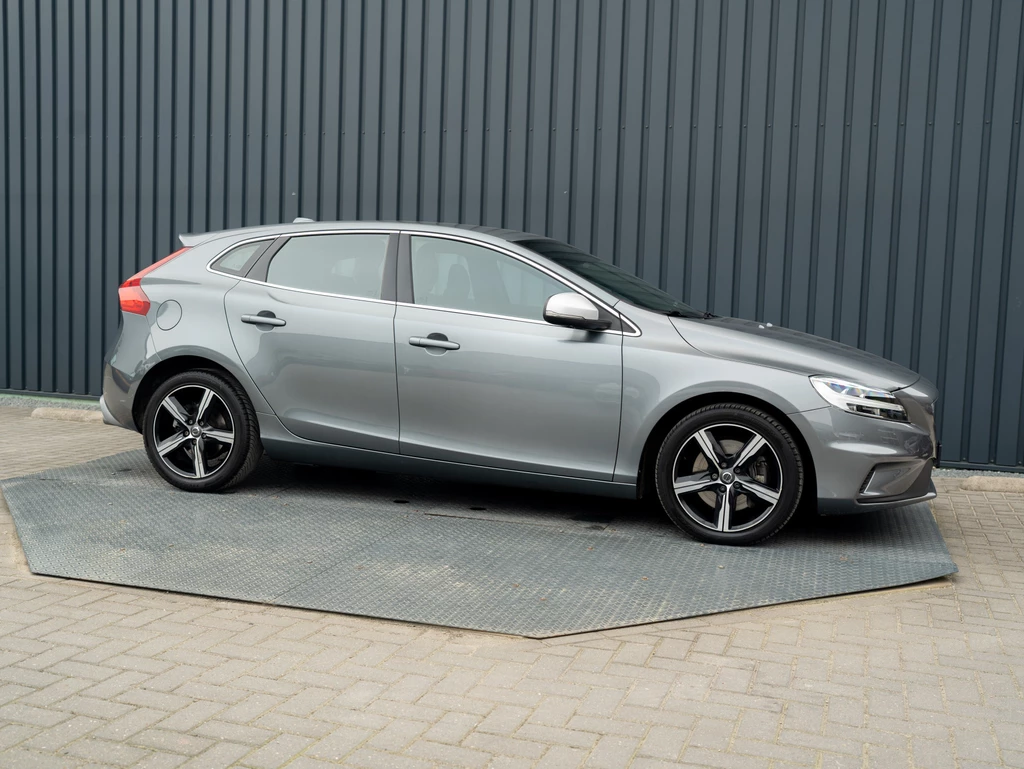 Volvo V40 – foto 14