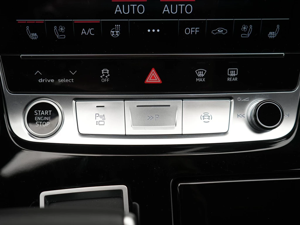 Audi Q8 – foto 38