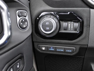 Jeep Wrangler – thumbnail 21
