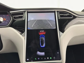 Tesla Model X – thumbnail 18