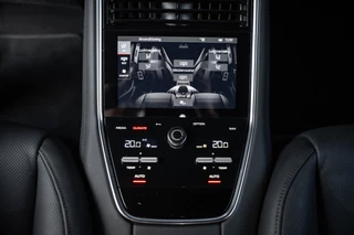 Porsche Panamera – thumbnail 29