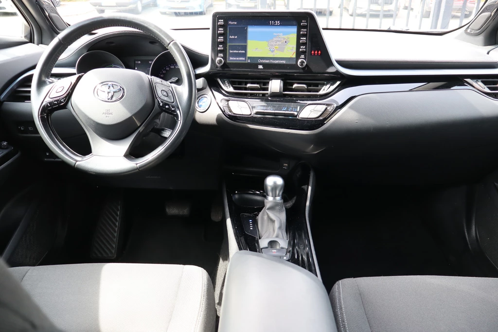 Toyota C-HR – foto 11