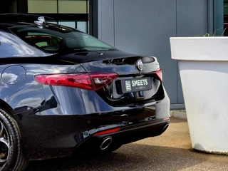Alfa Romeo Giulia – thumbnail 10
