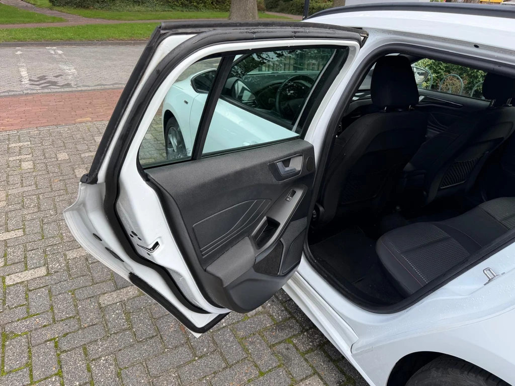 Ford Focus – foto 42