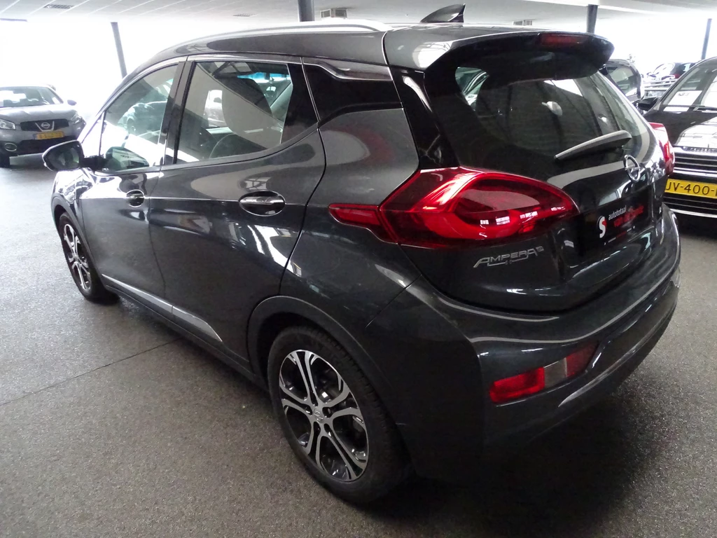 Opel Ampera-e – foto 2