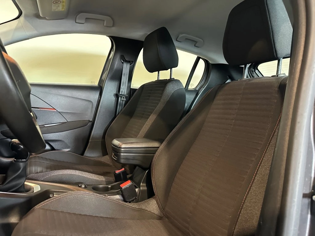 Peugeot 208 – foto 35