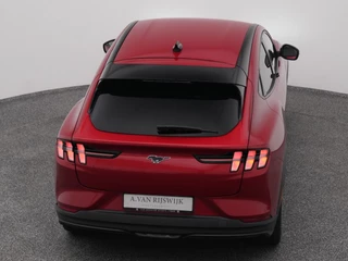 Ford Mustang Mach-E – thumbnail 8