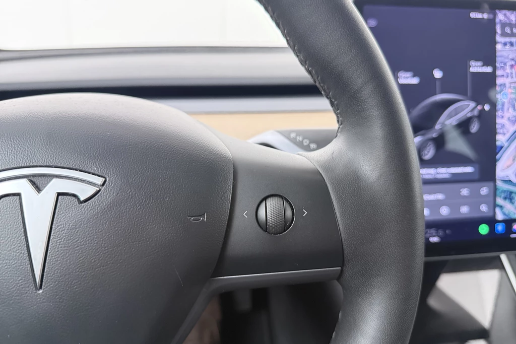 Tesla Model 3 – foto 17