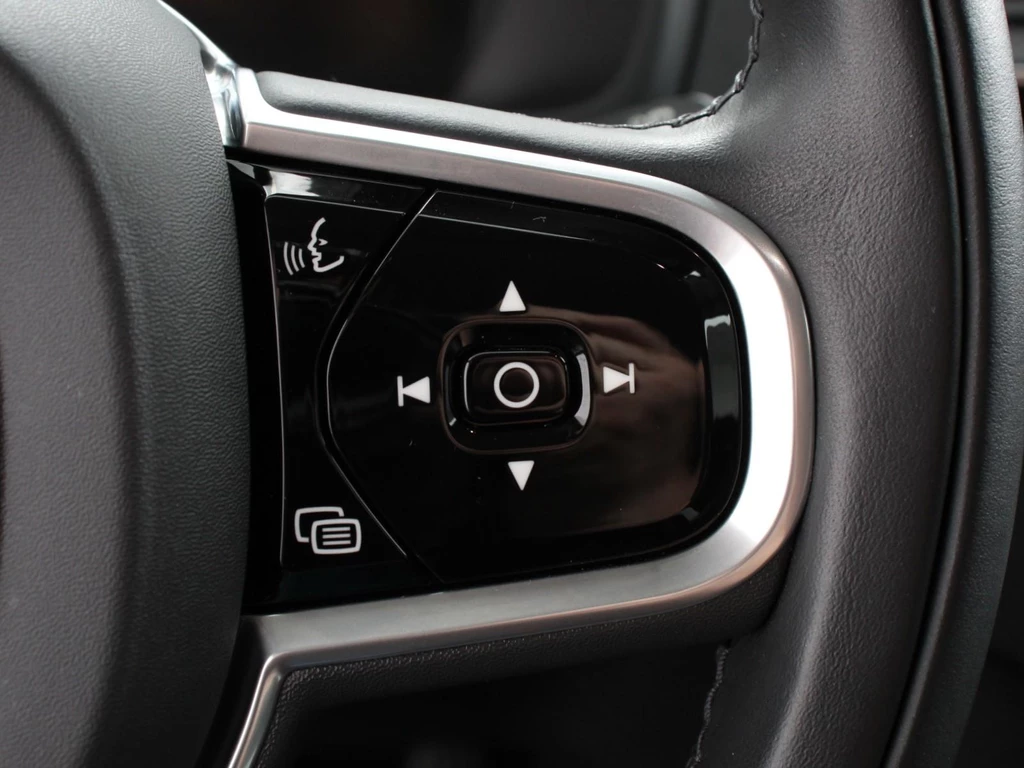 Volvo XC90 – foto 22
