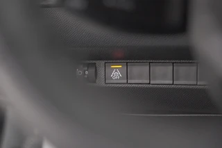 Peugeot 208 – thumbnail 31