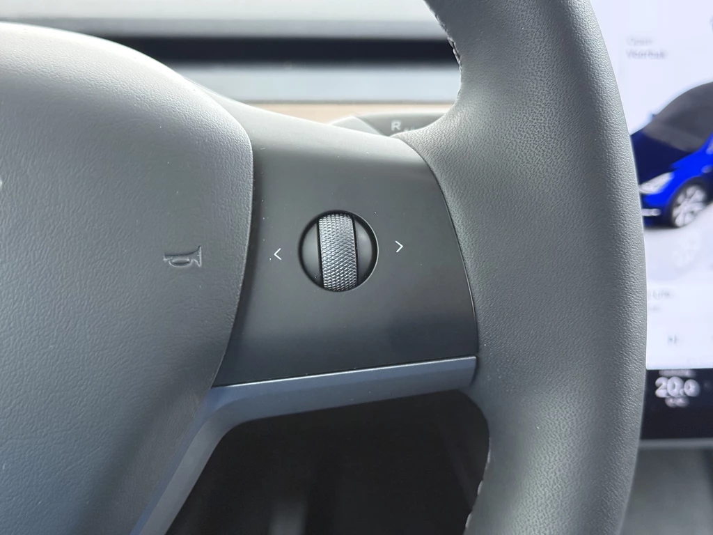 Tesla Model Y – foto 37