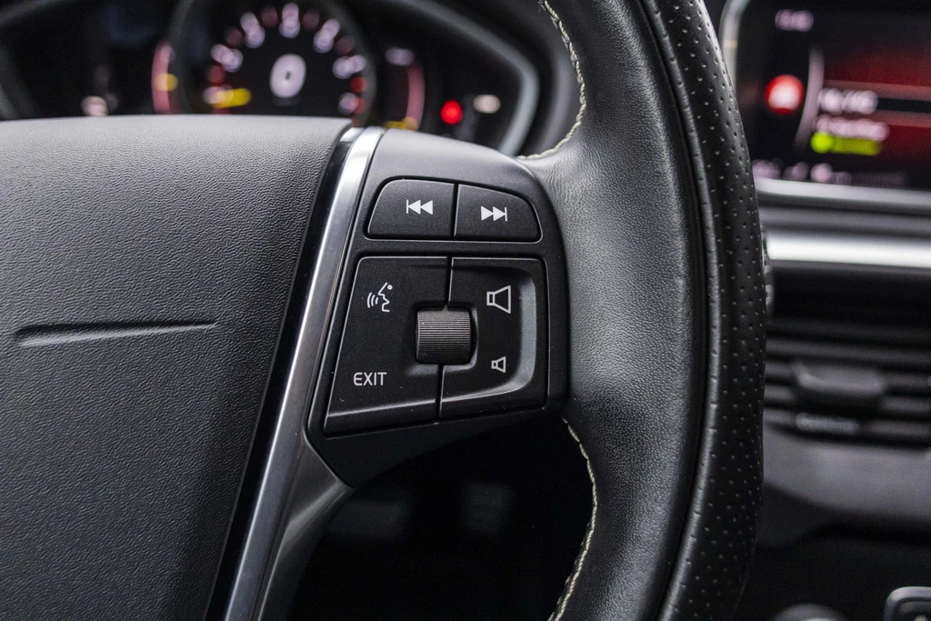 Volvo V40 – foto 36