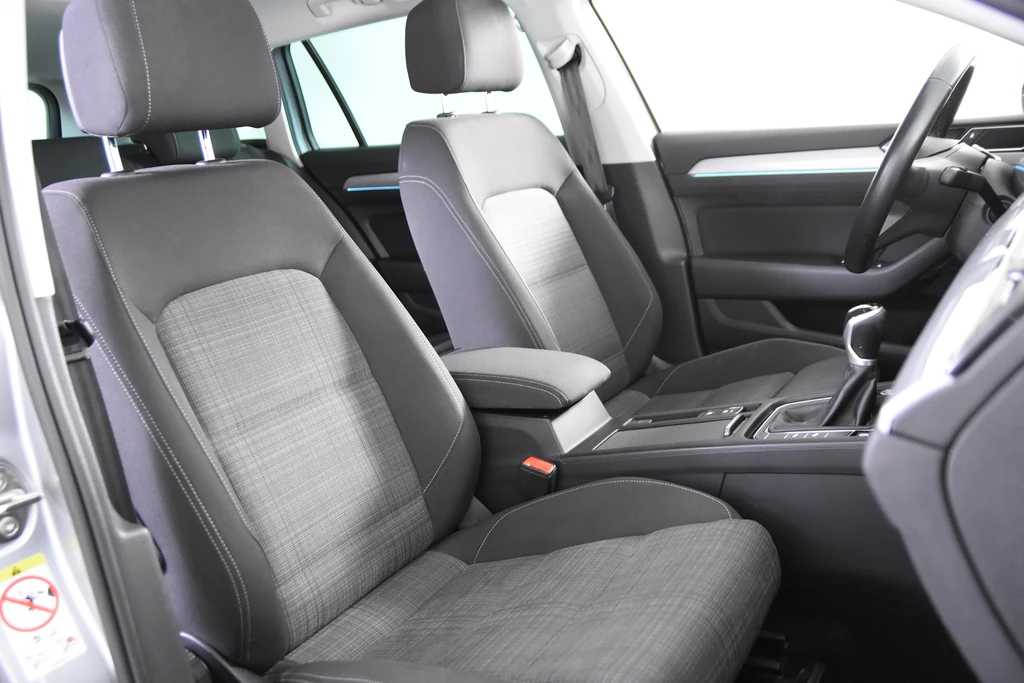 Volkswagen Passat – foto 16