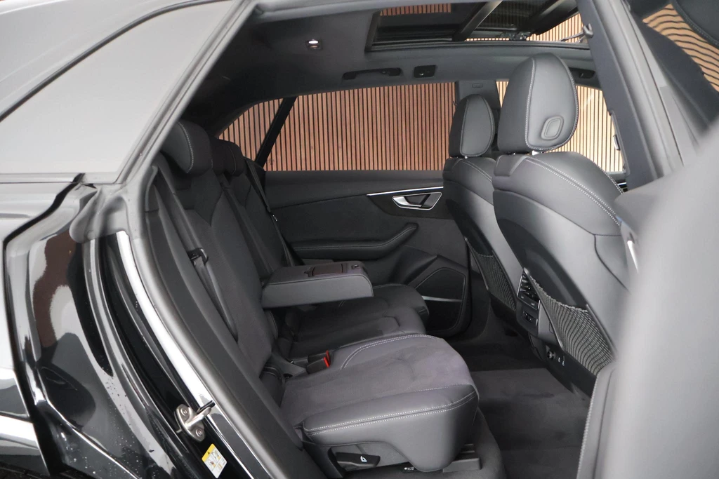 Audi Q8 – foto 16