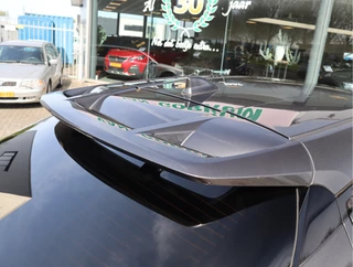 Toyota C-HR – thumbnail 12