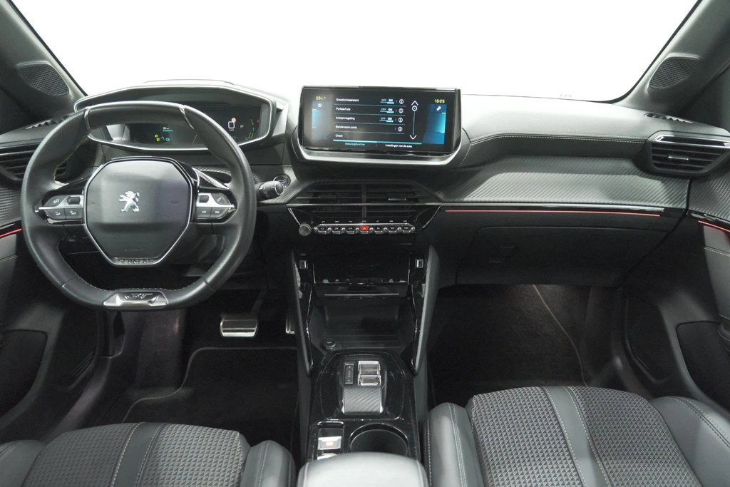 Peugeot e-208 – foto 13