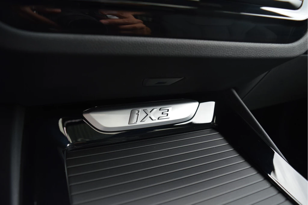 BMW iX3 – foto 17