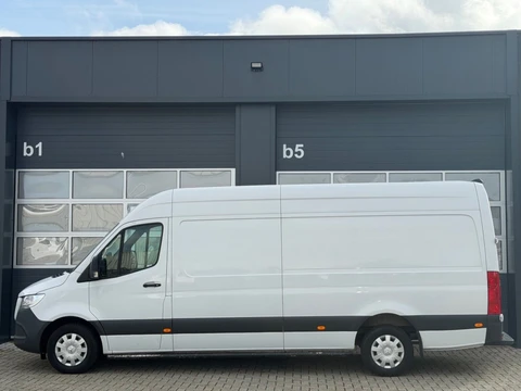Mercedes-Benz Sprinter 315 CDI RWD Automaat JUMBO XXL L4 / 270 graden deuren / MBUX / Carplay / Cruise / Camera / MAXI / Panamericana Grill