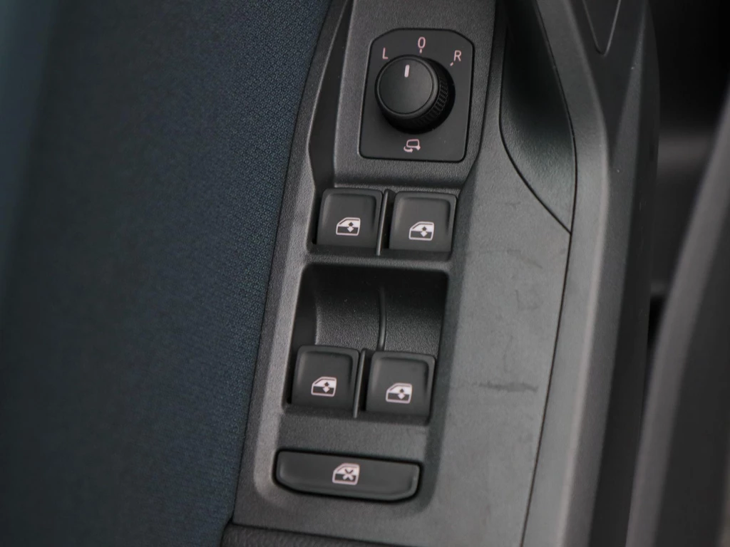 SEAT Arona – foto 17