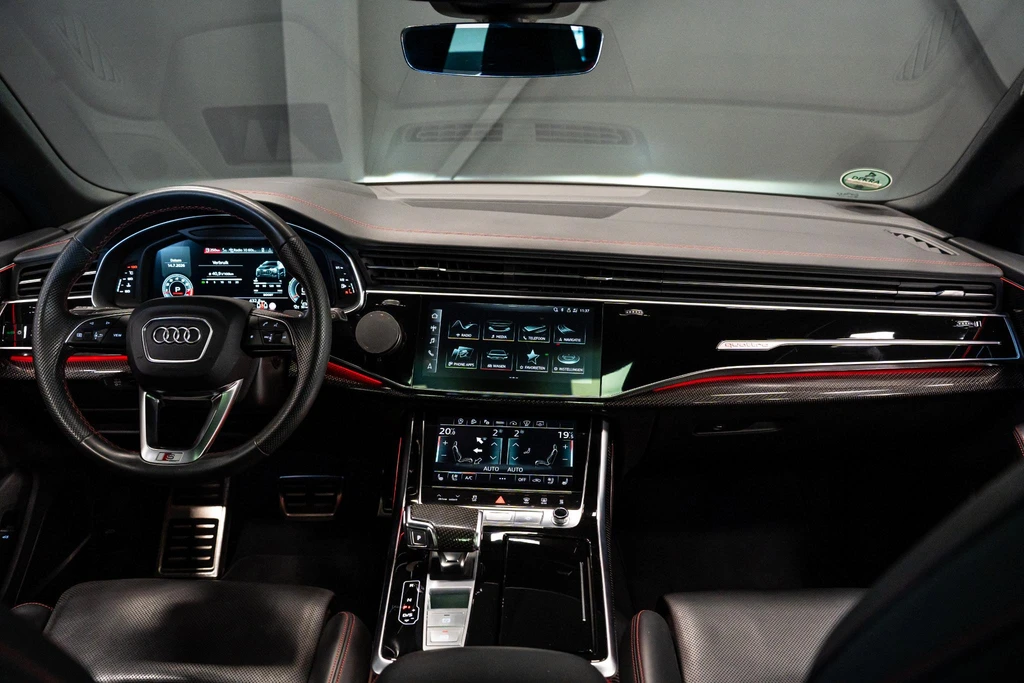 Audi SQ8 – foto 15