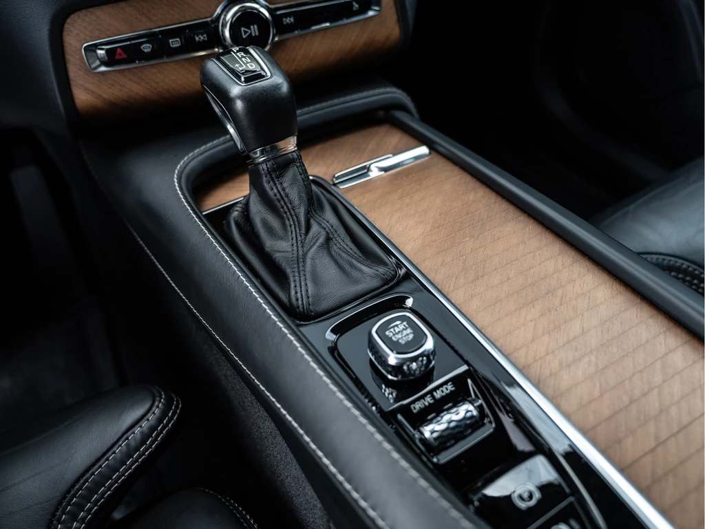 Volvo XC90 – foto 30