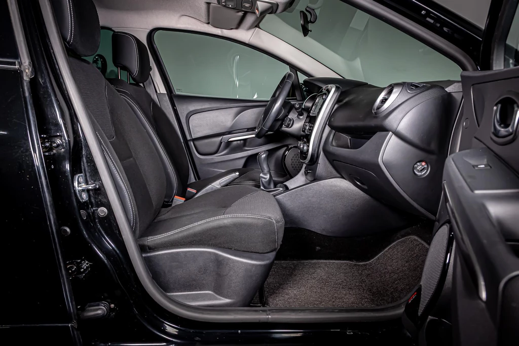 Renault Clio – foto 17