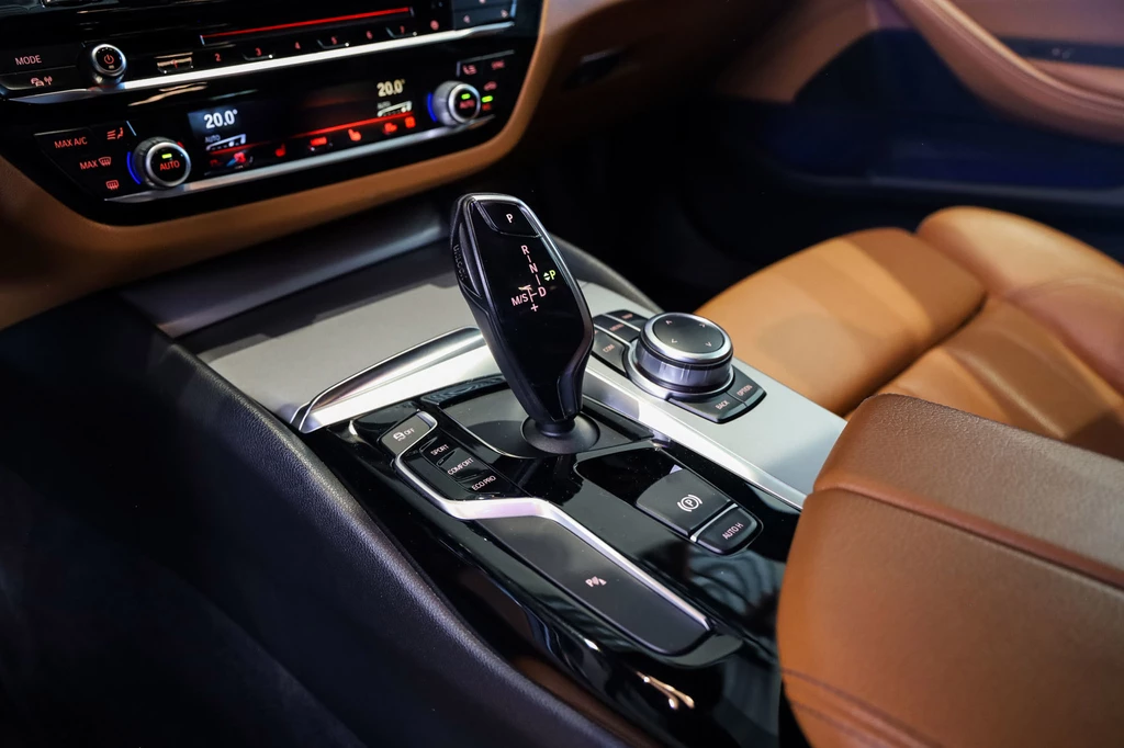 BMW 5 Serie – foto 28