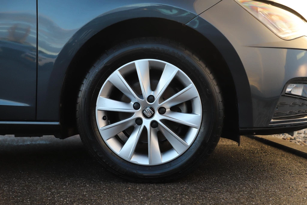 SEAT Leon – foto 6