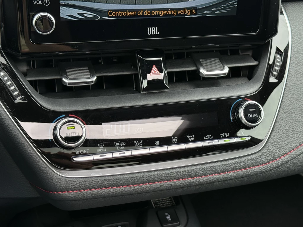 Toyota Corolla Touring Sports – foto 24