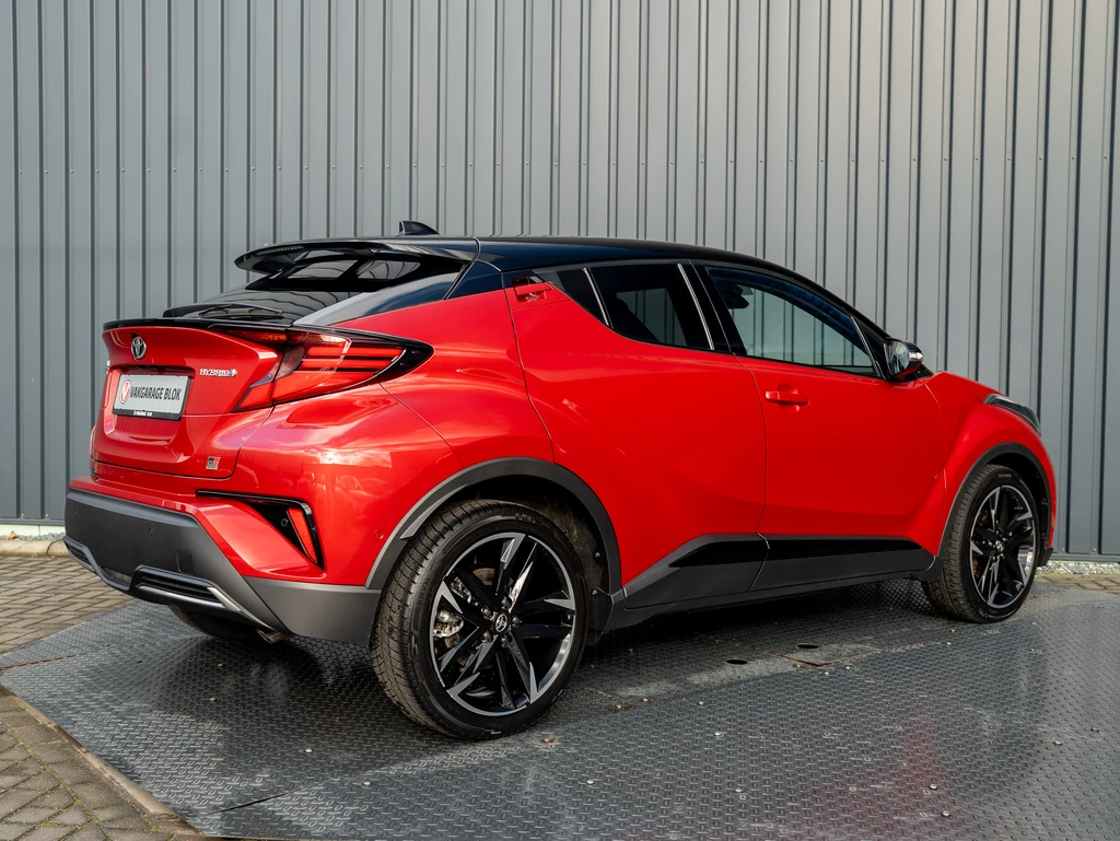 Toyota C-HR – foto 11