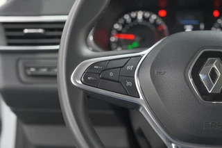 Renault Clio – thumbnail 35
