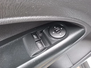 Ford Transit Connect – thumbnail 18