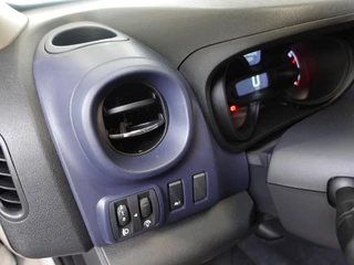 Opel Vivaro – thumbnail 19