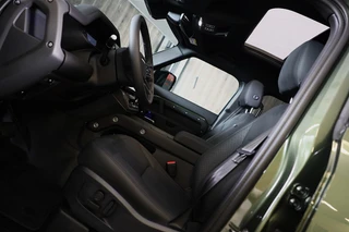 Land Rover Defender – thumbnail 21