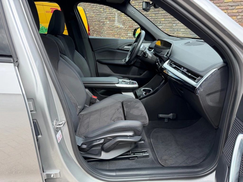BMW iX1 – foto 21