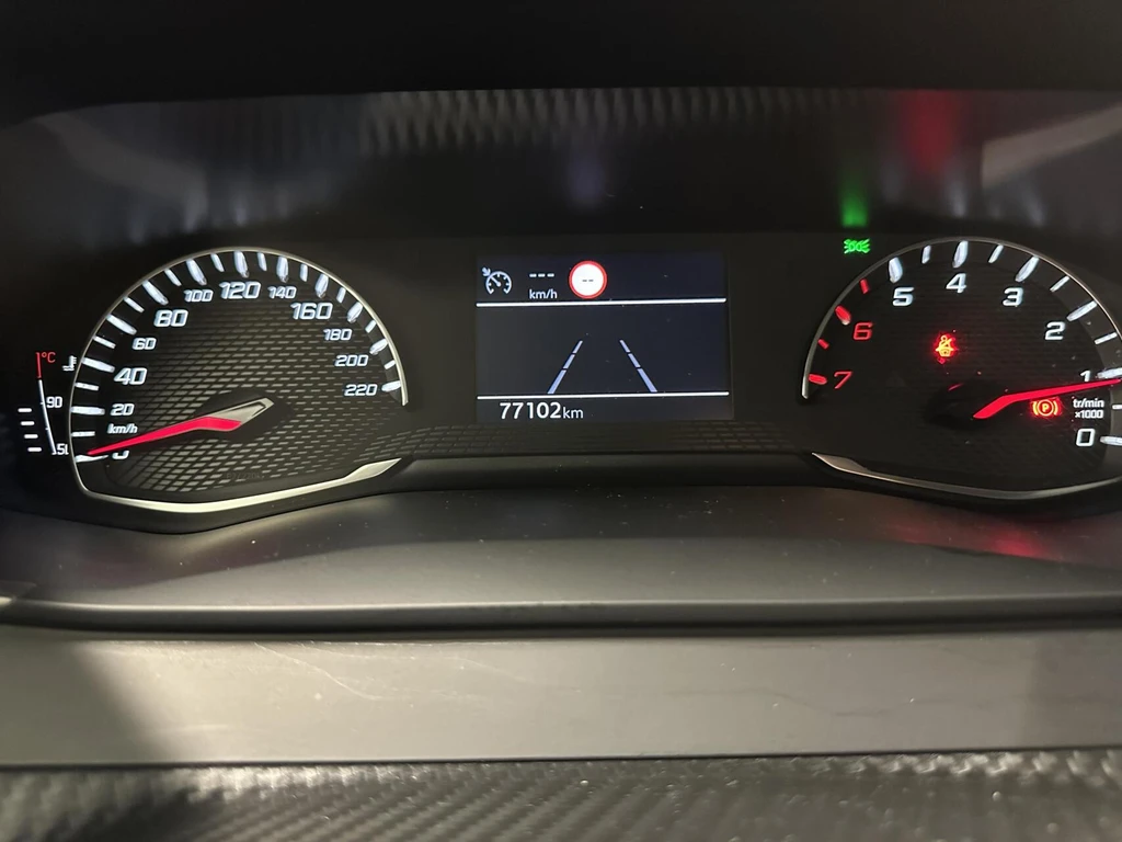 Peugeot 208 – foto 27