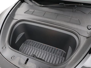 Tesla Model Y – thumbnail 22