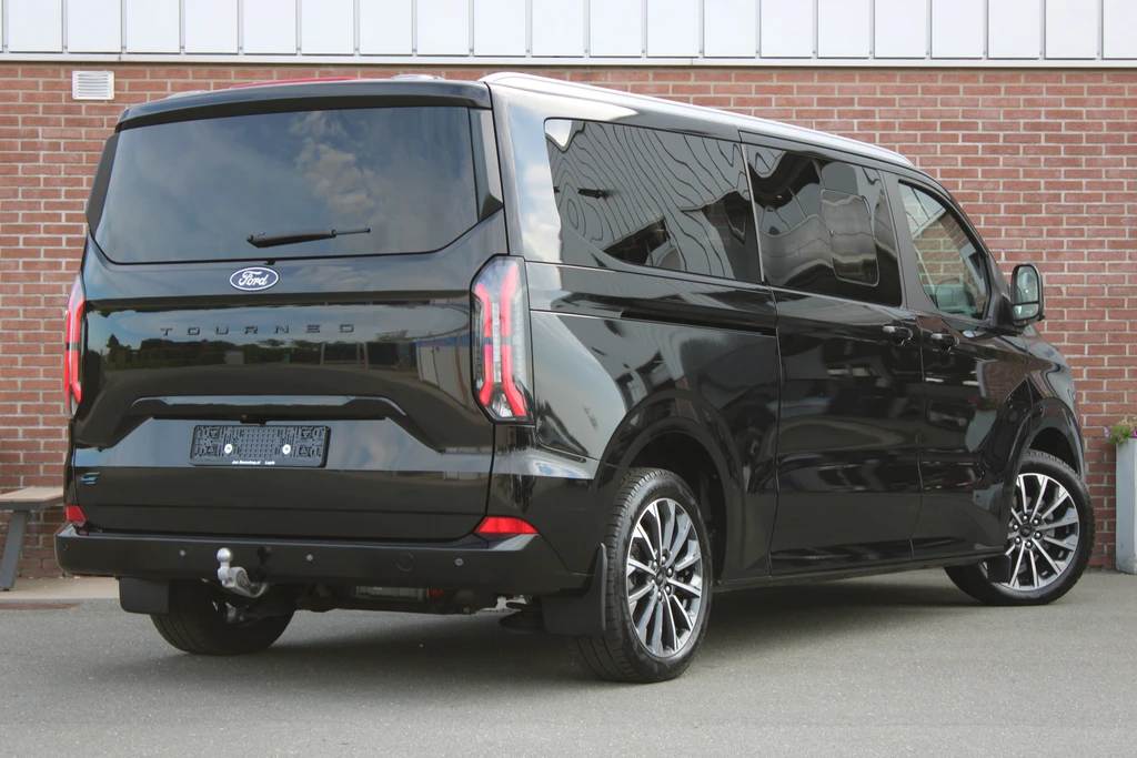 Ford Tourneo Custom – foto 6