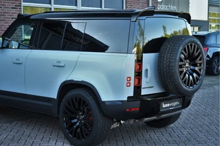 Land Rover Defender – thumbnail 10