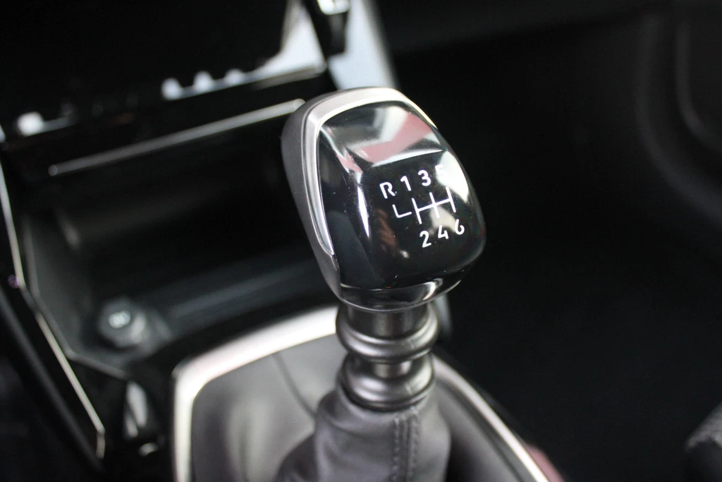 Peugeot 208 – foto 17