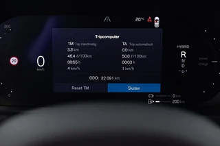 Volvo XC90 – thumbnail 32